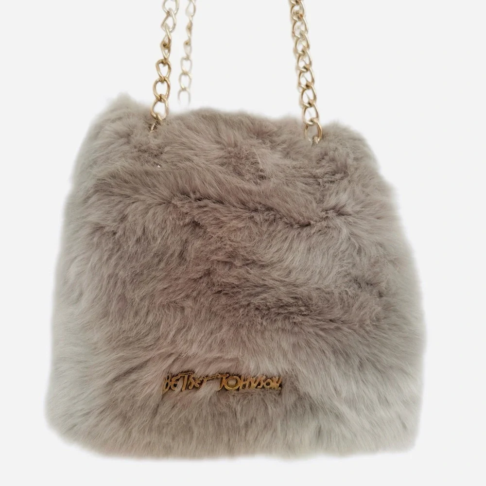 BETSEY JOHNSON ~ Chic Faux Fur Chain Bag Gray/Gold Owl Design Magnetic Closure - Picture 4 of 11